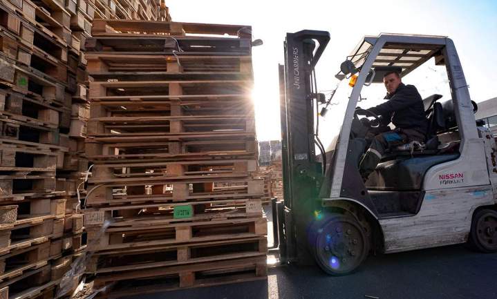 Revalorisation de palettes de bois Essonne